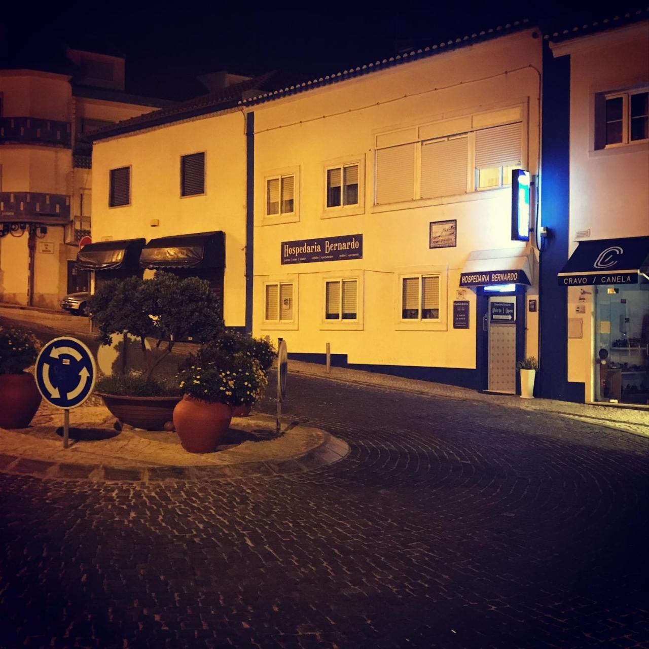 Hospedaria Bernardo Ericeira Exteriér fotografie