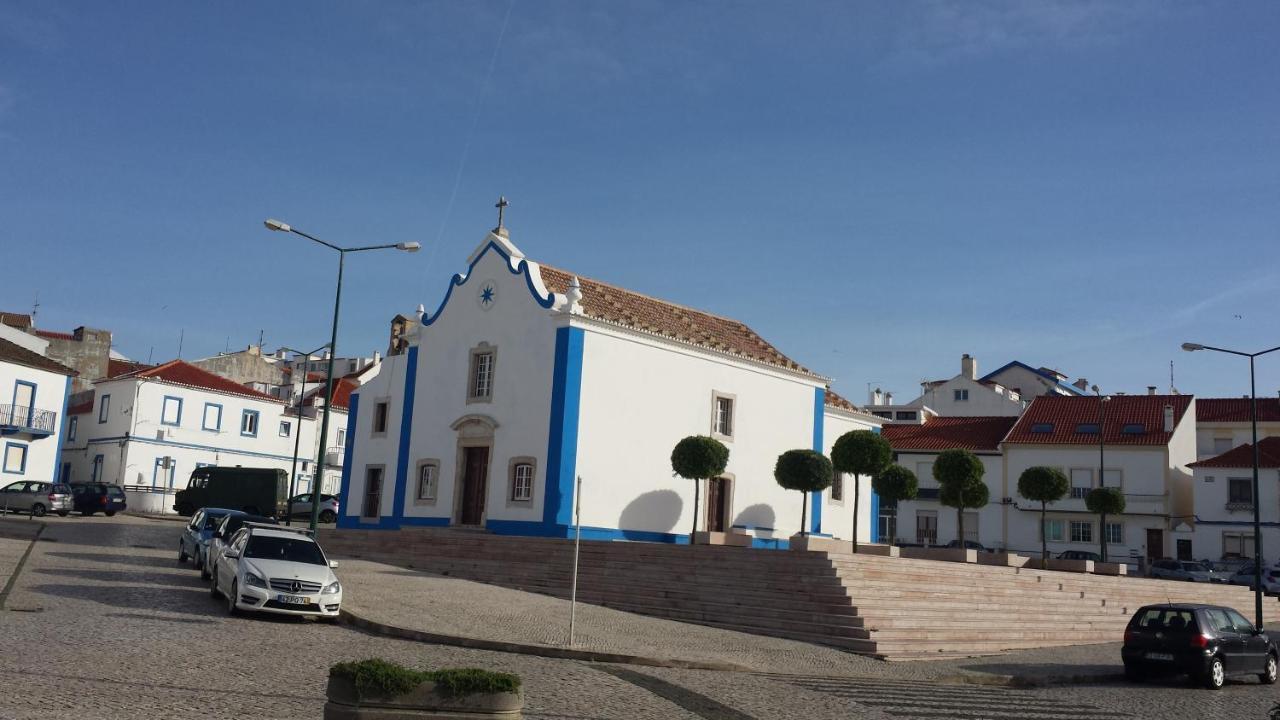 Hospedaria Bernardo Ericeira Exteriér fotografie